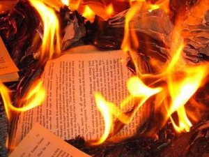 quema-de-libros
